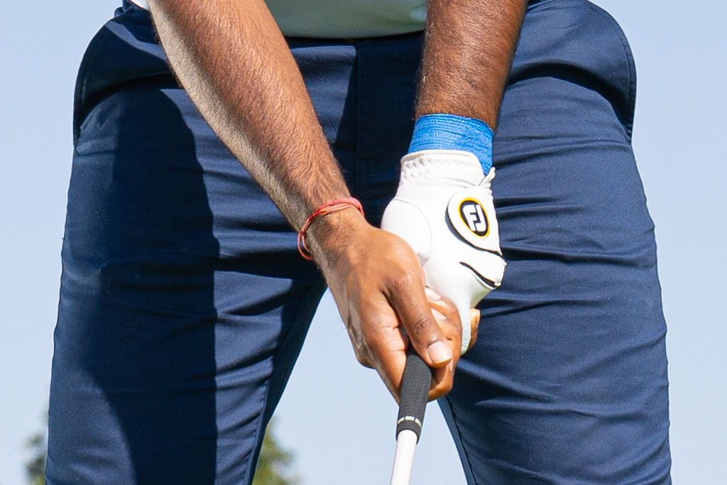 Golf Guide: How to hold a Golf Club